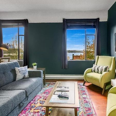 ホテル The Oxford Seattle-Downtown エクステリア 写真