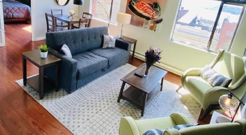 ホテル The Oxford Seattle-Downtown エクステリア 写真