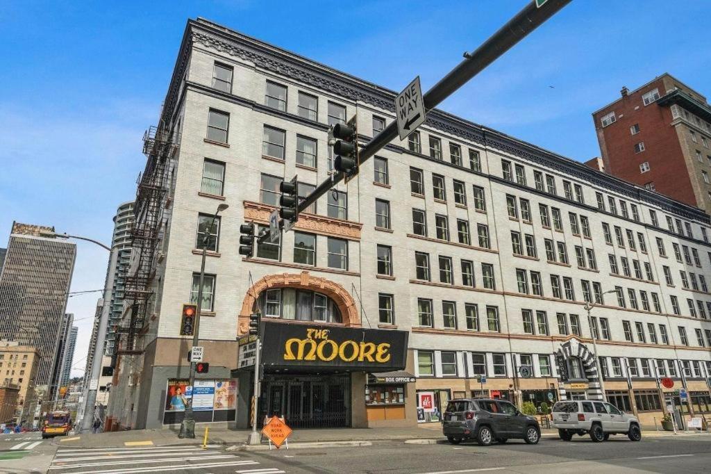 ホテル The Oxford Seattle-Downtown エクステリア 写真