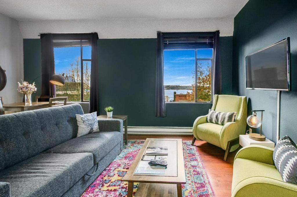 ホテル The Oxford Seattle-Downtown エクステリア 写真